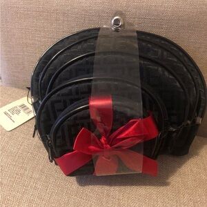 Set of 5 cosmetic/makeup bags